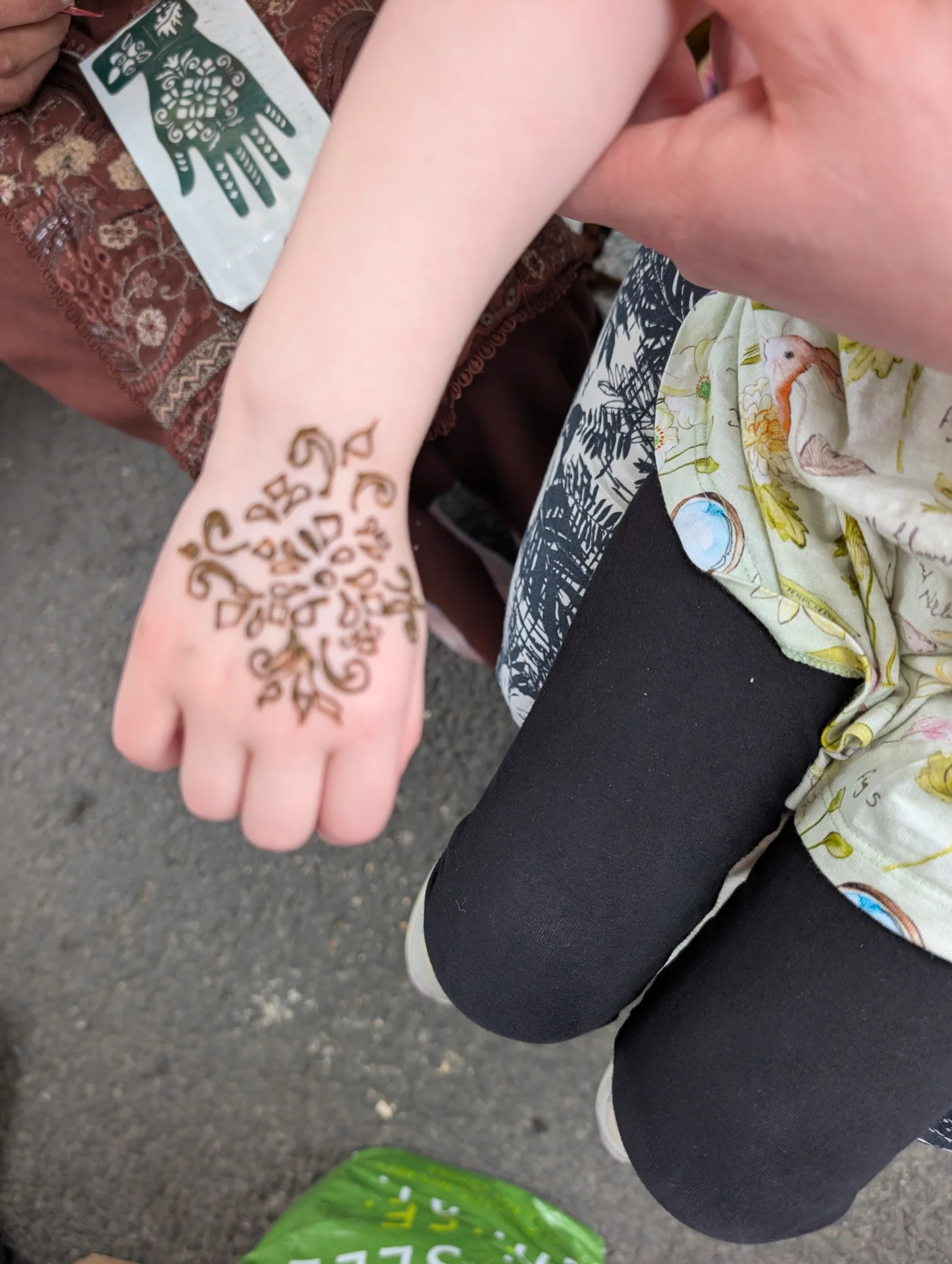 Charming kids mehndi design on a small hand